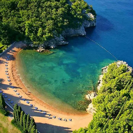 Sunset Poolside Retreat Blueh * Budva