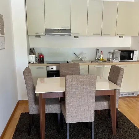 Apartamento Sunset Poolside Retreat Blueh
